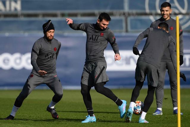 哈登23+8快船虐76人5连胜 步行者送奇才11连败